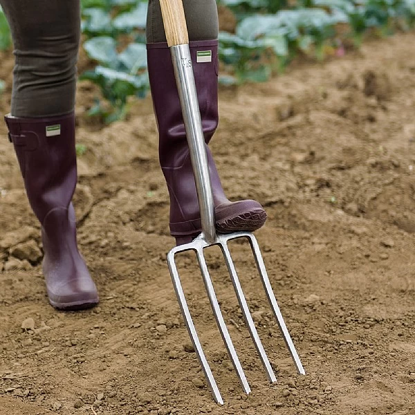 Kent & Stowe Stainless Steel Digging Fork - Image 2