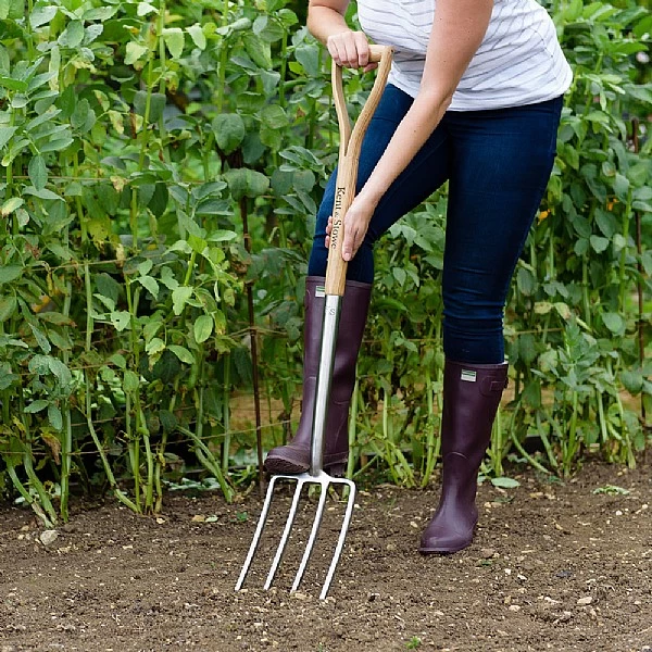 Kent & Stowe Stainless Steel Digging Fork - Image 3