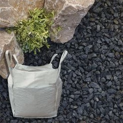Onyx Black Chippings Bulk Bag